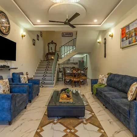 Stayvista'S Pinecrest Manor - 4Bhk Valley-View Villa With Jacuzzi-2